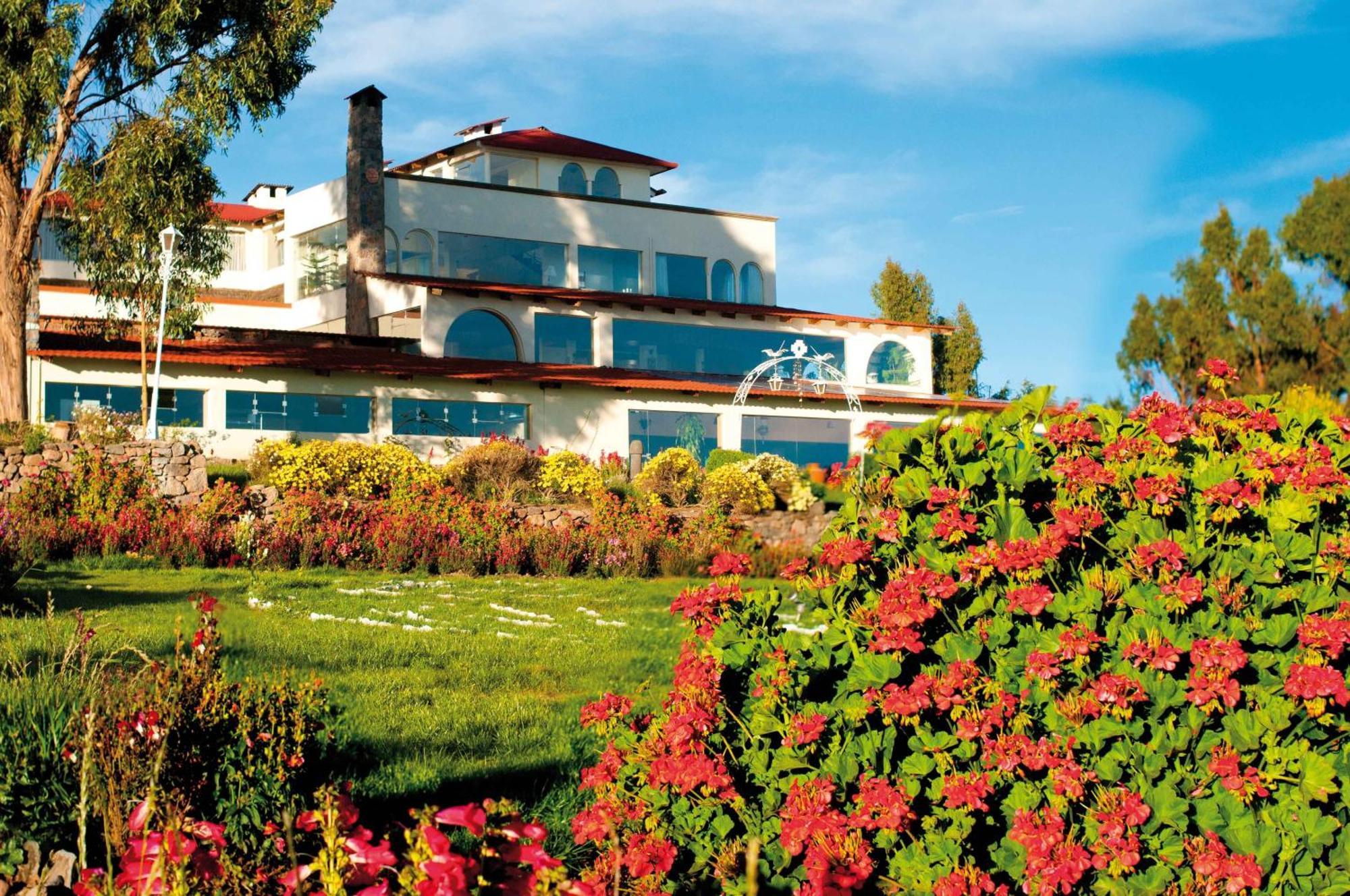 Taypikala Lago Hotel Puno Exterior photo