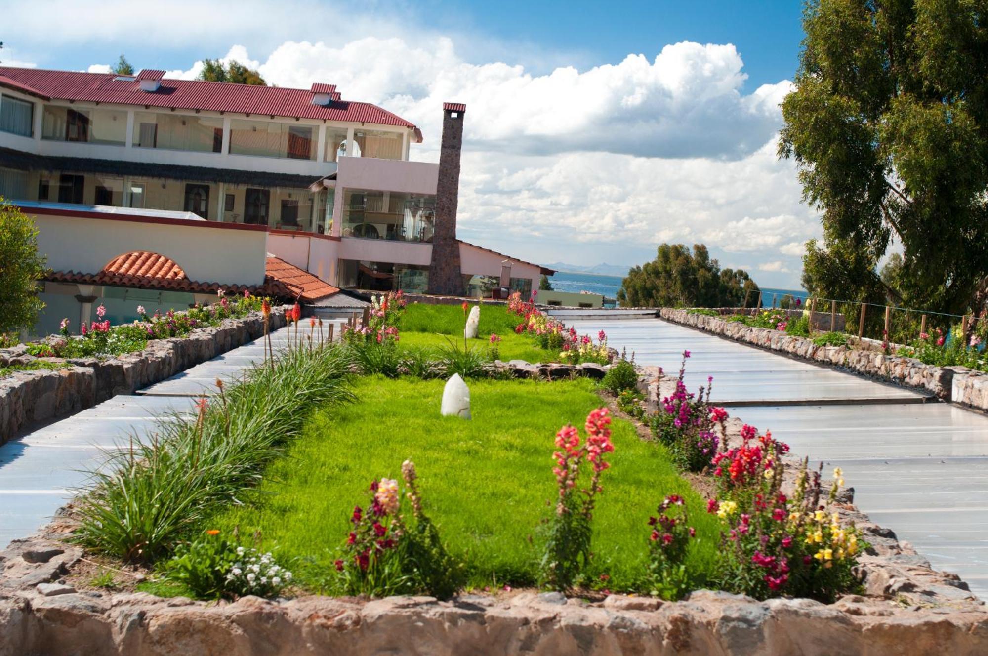 Taypikala Lago Hotel Puno Exterior photo