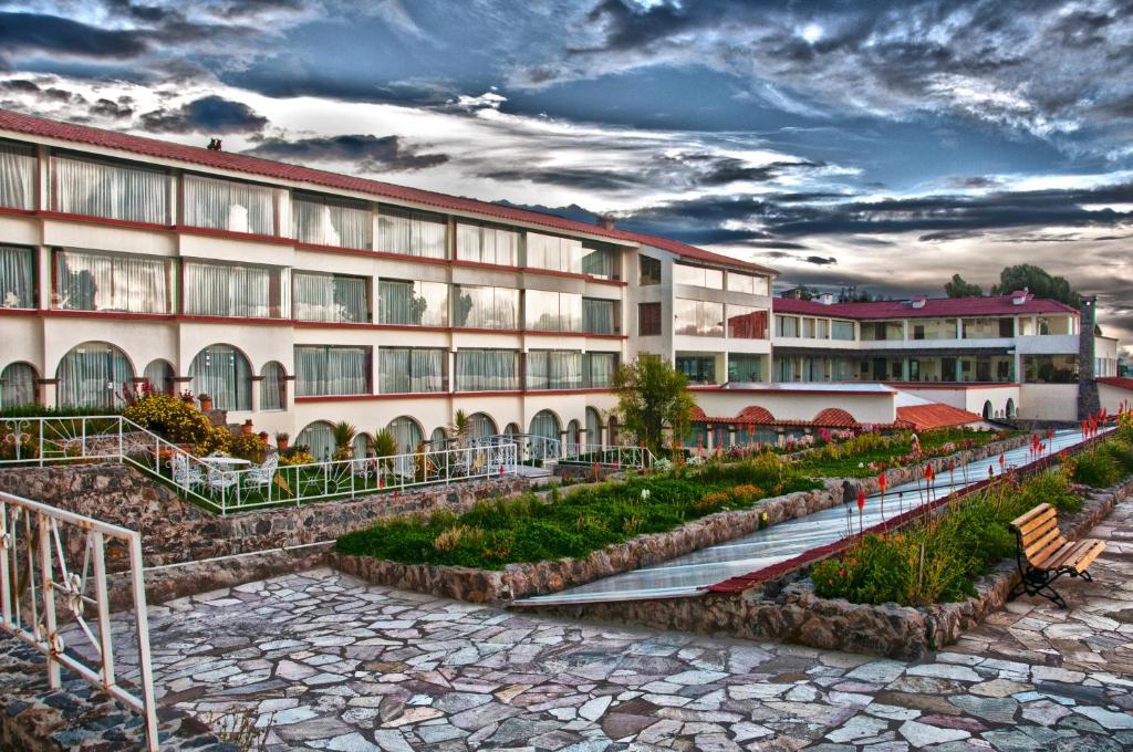 Taypikala Lago Hotel Puno Exterior photo